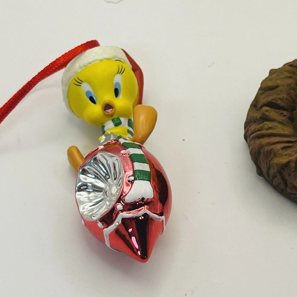 Hallmark Keepsake Looney Tunes Tweety Bird Christmas Ornament Lot of 5